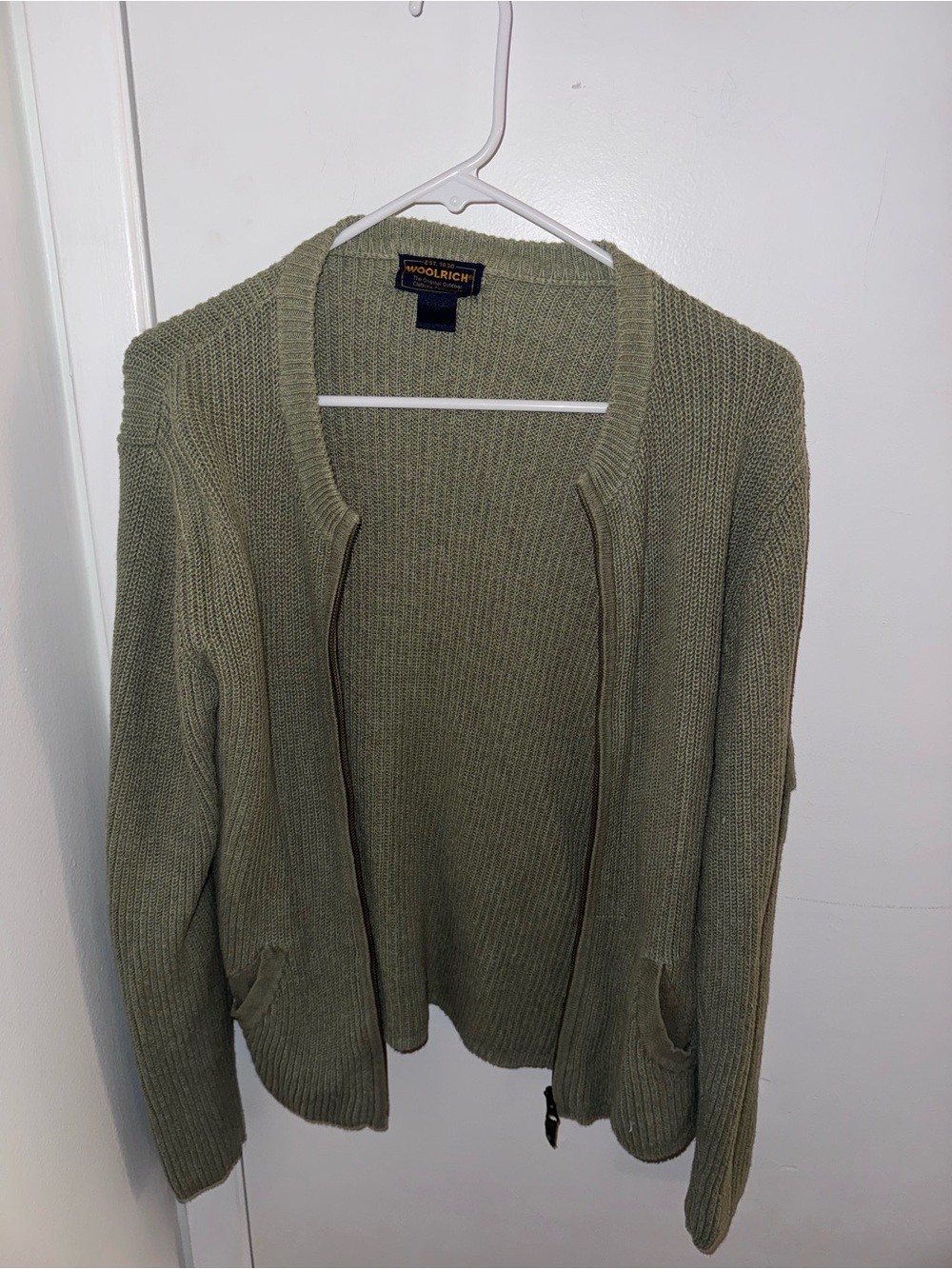 Woolrich Women's Olive Zipper Cardigan Sweater with Pockets
